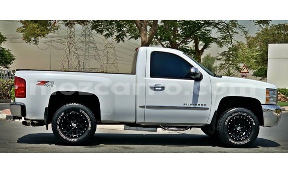 Tenga Imported Chevrolet Silverado Chena Mota in Import - Dubai in Cabo Delgado Tenga Imported Chevrolet Silverado Chena Mota in Import - Dubai in Cabo Delgado