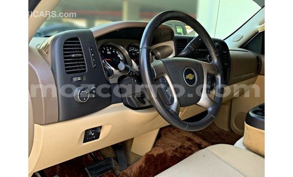 Tenga Imported Chevrolet Silverado Chena Mota in Import - Dubai in Cabo Delgado Tenga Imported Chevrolet Silverado Chena Mota in Import - Dubai in Cabo Delgado