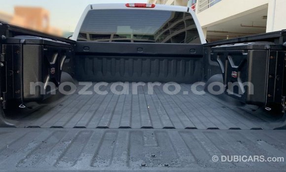 Tenga Imported Chevrolet Silverado Chena Mota in Import - Dubai in Cabo Delgado Tenga Imported Chevrolet Silverado Chena Mota in Import - Dubai in Cabo Delgado