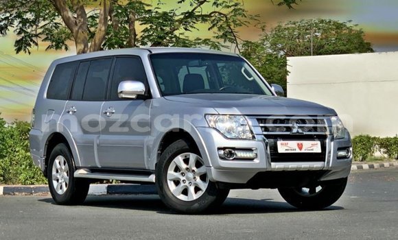 Tenga Imported Mitsubishi Pajero Zvimwe Mota in Import - Dubai in Cabo Delgado