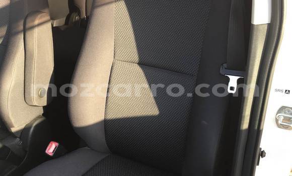 Nunua Ilio tumika Toyota Wish Nyeupe Gari ndani ya Maputo nchini Maputo Nunua Ilio tumika Toyota Wish Nyeupe Gari ndani ya Maputo nchini Maputo