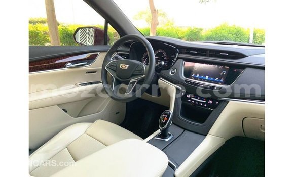 Tenga Imported Cadillac XT5 Tsvuku Mota in Import - Dubai in Cabo Delgado Tenga Imported Cadillac XT5 Tsvuku Mota in Import - Dubai in Cabo Delgado