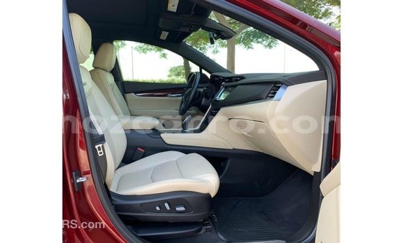 Tenga Imported Cadillac XT5 Tsvuku Mota in Import - Dubai in Cabo Delgado Tenga Imported Cadillac XT5 Tsvuku Mota in Import - Dubai in Cabo Delgado