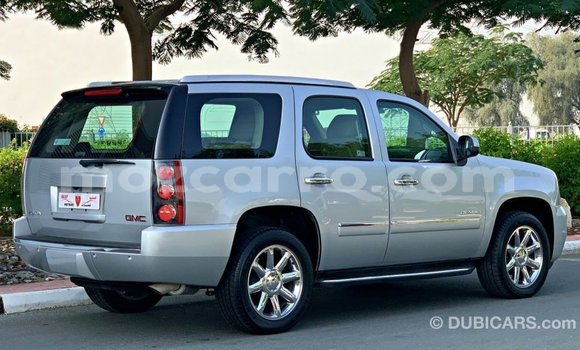 Tenga Imported GMC Yukon Zvimwe Mota in Import - Dubai in Cabo Delgado Tenga Imported GMC Yukon Zvimwe Mota in Import - Dubai in Cabo Delgado