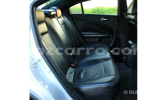 Tenga Imported Dodge Charger Zvimwe Mota in Import - Dubai in Cabo Delgado Tenga Imported Dodge Charger Zvimwe Mota in Import - Dubai in Cabo Delgado
