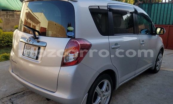 Buy Used Toyota Ractis Silver Car in Maputo in Maputo Buy Used Toyota Ractis Silver Car in Maputo in Maputo