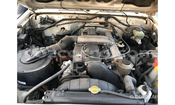 Tenga Imported Toyota Land Cruiser Chena Mota in Import - Dubai in Cabo Delgado Tenga Imported Toyota Land Cruiser Chena Mota in Import - Dubai in Cabo Delgado