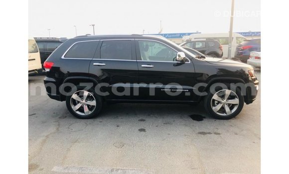 Nunua Imported Jeep Grand Cherokee Nyeusi Gari ndani ya Import - Dubai nchini Cabo Delgado Nunua Imported Jeep Grand Cherokee Nyeusi Gari ndani ya Import - Dubai nchini Cabo Delgado