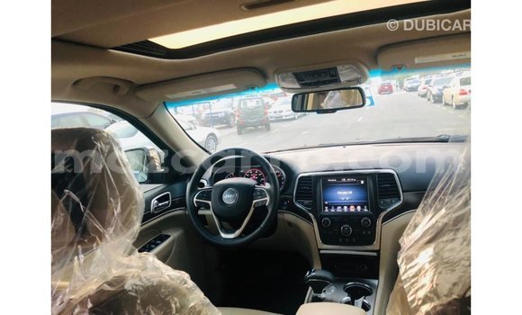 Nunua Imported Jeep Grand Cherokee Nyeusi Gari ndani ya Import - Dubai nchini Cabo Delgado Nunua Imported Jeep Grand Cherokee Nyeusi Gari ndani ya Import - Dubai nchini Cabo Delgado