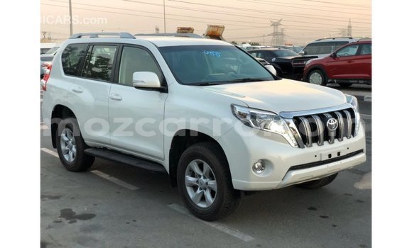 Nunua Imported Toyota Prado Nyeupe Gari ndani ya Import - Dubai nchini Cabo Delgado Nunua Imported Toyota Prado Nyeupe Gari ndani ya Import - Dubai nchini Cabo Delgado