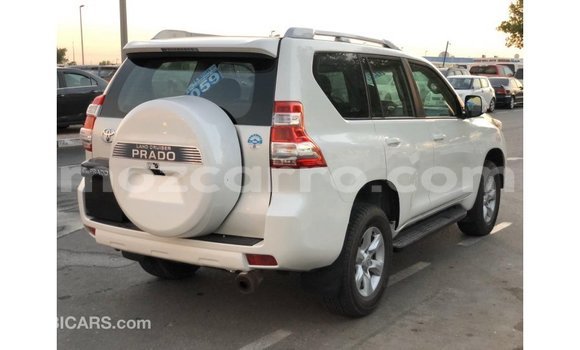 Nunua Imported Toyota Prado Nyeupe Gari ndani ya Import - Dubai nchini Cabo Delgado Nunua Imported Toyota Prado Nyeupe Gari ndani ya Import - Dubai nchini Cabo Delgado