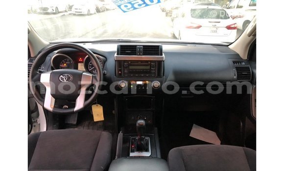 Nunua Imported Toyota Prado Nyeupe Gari ndani ya Import - Dubai nchini Cabo Delgado Nunua Imported Toyota Prado Nyeupe Gari ndani ya Import - Dubai nchini Cabo Delgado