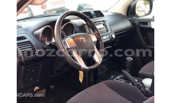 Nunua Imported Toyota Prado Nyeupe Gari ndani ya Import - Dubai nchini Cabo Delgado Nunua Imported Toyota Prado Nyeupe Gari ndani ya Import - Dubai nchini Cabo Delgado