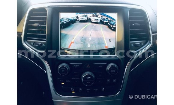 Nunua Imported Jeep Grand Cherokee Nyeusi Gari ndani ya Import - Dubai nchini Cabo Delgado Nunua Imported Jeep Grand Cherokee Nyeusi Gari ndani ya Import - Dubai nchini Cabo Delgado