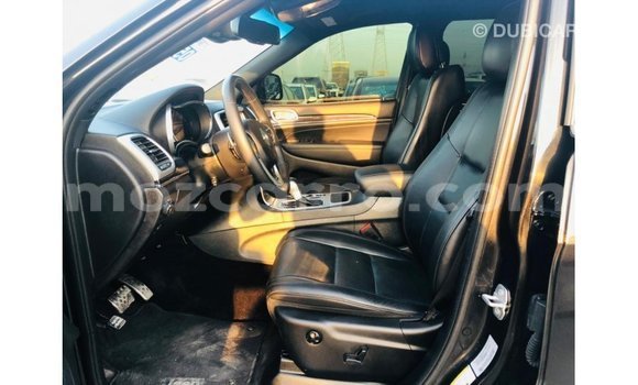 Nunua Imported Jeep Grand Cherokee Nyeusi Gari ndani ya Import - Dubai nchini Cabo Delgado Nunua Imported Jeep Grand Cherokee Nyeusi Gari ndani ya Import - Dubai nchini Cabo Delgado