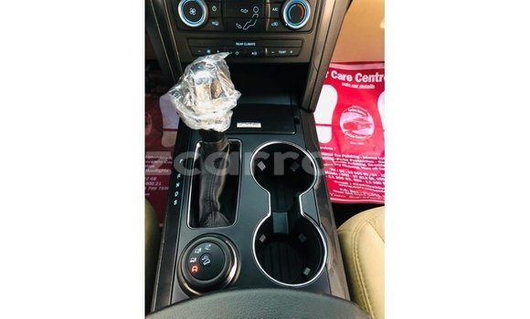 Tenga Imported Ford Explorer Tsvuku Mota in Import - Dubai in Cabo Delgado Tenga Imported Ford Explorer Tsvuku Mota in Import - Dubai in Cabo Delgado