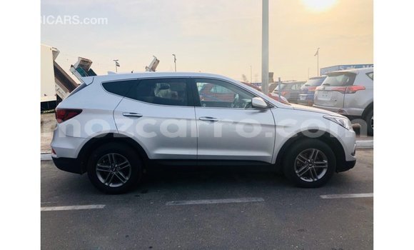 Buy Import Hyundai Santa Fe Other Car in Import - Dubai in Cabo Delgado Buy Import Hyundai Santa Fe Other Car in Import - Dubai in Cabo Delgado