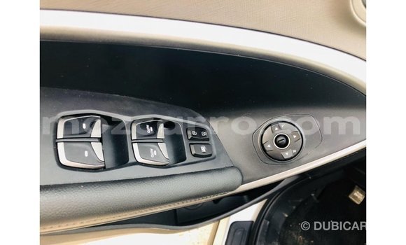 Buy Import Hyundai Santa Fe Other Car in Import - Dubai in Cabo Delgado Buy Import Hyundai Santa Fe Other Car in Import - Dubai in Cabo Delgado
