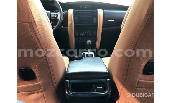 Nunua Imported Toyota Fortuner Nyeupe Gari ndani ya Import - Dubai nchini Cabo Delgado Nunua Imported Toyota Fortuner Nyeupe Gari ndani ya Import - Dubai nchini Cabo Delgado
