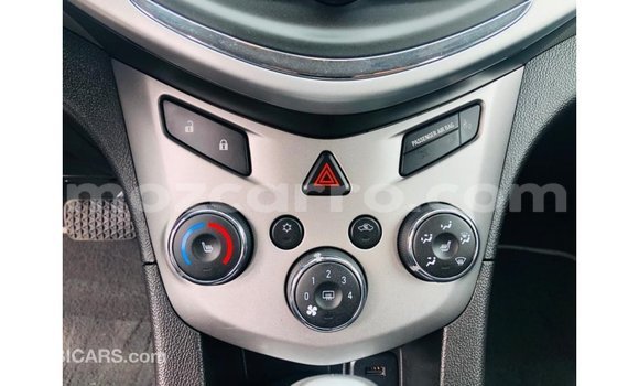 Tenga Imported Chevrolet Sonic Zvimwe Mota in Import - Dubai in Cabo Delgado Tenga Imported Chevrolet Sonic Zvimwe Mota in Import - Dubai in Cabo Delgado