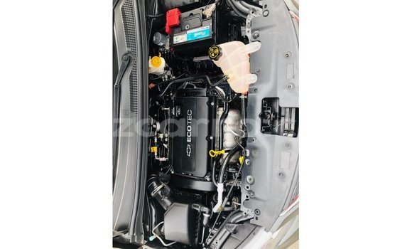 Tenga Imported Chevrolet Sonic Zvimwe Mota in Import - Dubai in Cabo Delgado Tenga Imported Chevrolet Sonic Zvimwe Mota in Import - Dubai in Cabo Delgado