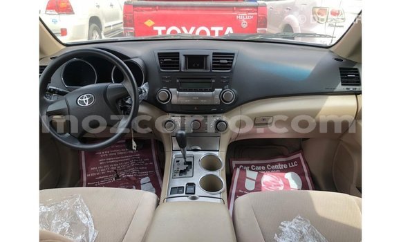 Comprar Importar Toyota Highlander Azul Carro em Import - Dubai em Cabo Delgado Comprar Importar Toyota Highlander Azul Carro em Import - Dubai em Cabo Delgado