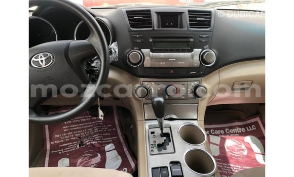 Comprar Importar Toyota Highlander Azul Carro em Import - Dubai em Cabo Delgado Comprar Importar Toyota Highlander Azul Carro em Import - Dubai em Cabo Delgado