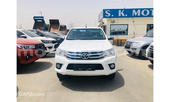 Buy Import Toyota Hilux White Car in Import - Dubai in Cabo Delgado Buy Import Toyota Hilux White Car in Import - Dubai in Cabo Delgado
