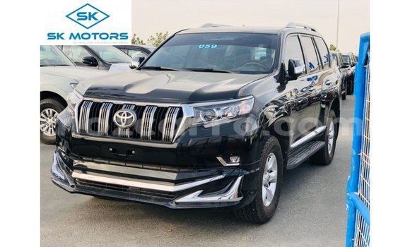 Nunua Imported Toyota Prado Nyeusi Gari ndani ya Import - Dubai nchini Cabo Delgado
