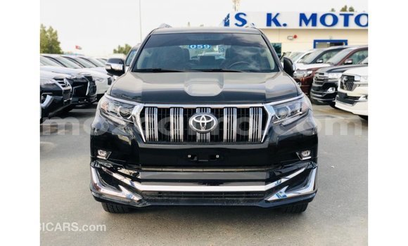 Nunua Imported Toyota Prado Nyeusi Gari ndani ya Import - Dubai nchini Cabo Delgado Nunua Imported Toyota Prado Nyeusi Gari ndani ya Import - Dubai nchini Cabo Delgado