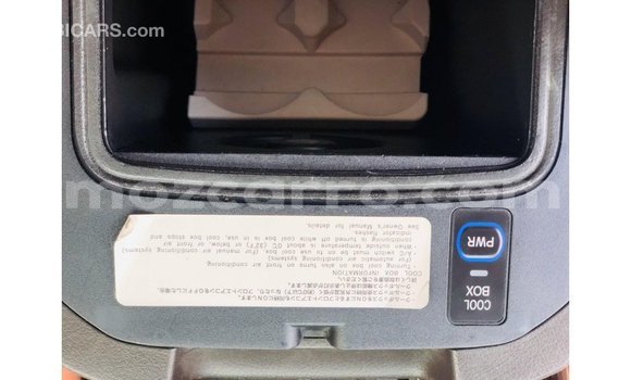 Nunua Imported Toyota Prado Nyeusi Gari ndani ya Import - Dubai nchini Cabo Delgado Nunua Imported Toyota Prado Nyeusi Gari ndani ya Import - Dubai nchini Cabo Delgado