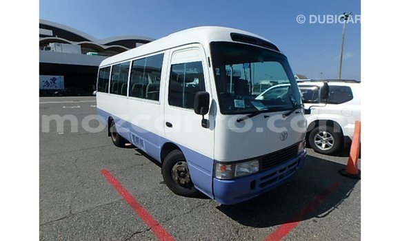 Nunua Imported Toyota Coaster Nyeupe Gari ndani ya Import - Dubai nchini Cabo Delgado Nunua Imported Toyota Coaster Nyeupe Gari ndani ya Import - Dubai nchini Cabo Delgado