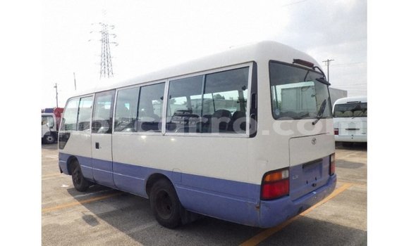 Nunua Imported Toyota Coaster Nyeupe Gari ndani ya Import - Dubai nchini Cabo Delgado Nunua Imported Toyota Coaster Nyeupe Gari ndani ya Import - Dubai nchini Cabo Delgado