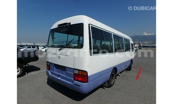 Nunua Imported Toyota Coaster Nyeupe Gari ndani ya Import - Dubai nchini Cabo Delgado Nunua Imported Toyota Coaster Nyeupe Gari ndani ya Import - Dubai nchini Cabo Delgado