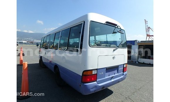 Nunua Imported Toyota Coaster Nyeupe Gari ndani ya Import - Dubai nchini Cabo Delgado Nunua Imported Toyota Coaster Nyeupe Gari ndani ya Import - Dubai nchini Cabo Delgado