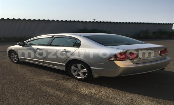 Nunua Ilio tumika Honda Civic Fedha Gari ndani ya Maputo nchini Maputo Nunua Ilio tumika Honda Civic Fedha Gari ndani ya Maputo nchini Maputo
