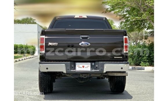 Tenga Imported Ford Club Wagon Bhurawuni Mota in Import - Dubai in Cabo Delgado Tenga Imported Ford Club Wagon Bhurawuni Mota in Import - Dubai in Cabo Delgado