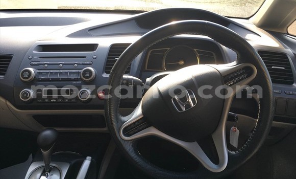 Nunua Ilio tumika Honda Civic Fedha Gari ndani ya Maputo nchini Maputo Nunua Ilio tumika Honda Civic Fedha Gari ndani ya Maputo nchini Maputo