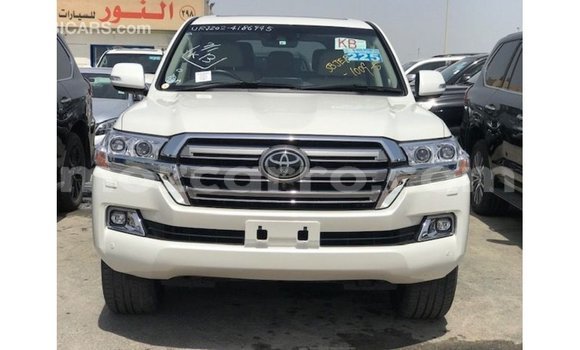 Buy Import Toyota Land Cruiser White Car in Import - Dubai in Cabo Delgado Buy Import Toyota Land Cruiser White Car in Import - Dubai in Cabo Delgado