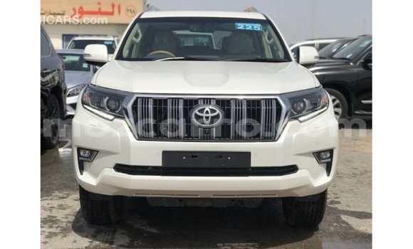 Comprar Importar Toyota Prado Branco Carro em Import - Dubai em Cabo Delgado Comprar Importar Toyota Prado Branco Carro em Import - Dubai em Cabo Delgado