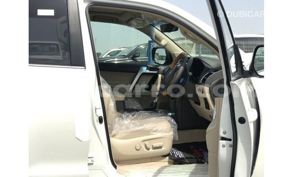 Comprar Importar Toyota Prado Branco Carro em Import - Dubai em Cabo Delgado Comprar Importar Toyota Prado Branco Carro em Import - Dubai em Cabo Delgado