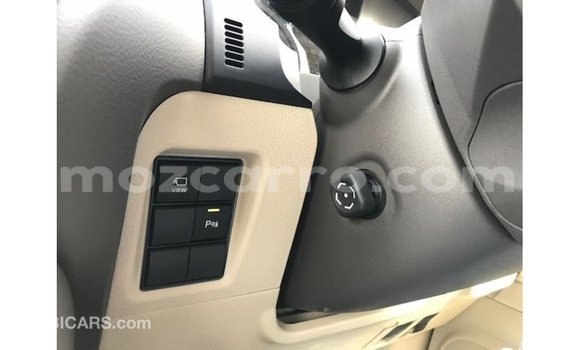 Comprar Importar Toyota Prado Branco Carro em Import - Dubai em Cabo Delgado Comprar Importar Toyota Prado Branco Carro em Import - Dubai em Cabo Delgado
