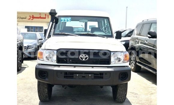 Buy Import Toyota Land Cruiser White Car in Import - Dubai in Cabo Delgado Buy Import Toyota Land Cruiser White Car in Import - Dubai in Cabo Delgado