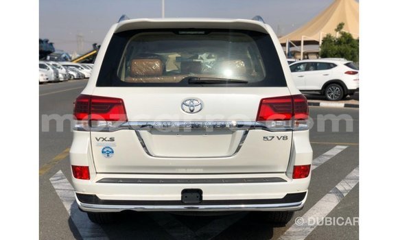 Buy Import Toyota Land Cruiser White Car in Import - Dubai in Cabo Delgado Buy Import Toyota Land Cruiser White Car in Import - Dubai in Cabo Delgado