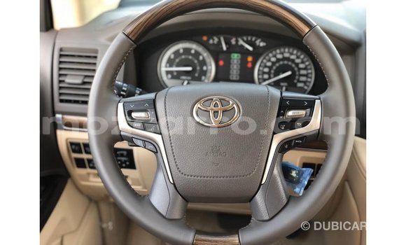 Buy Import Toyota Land Cruiser White Car in Import - Dubai in Cabo Delgado Buy Import Toyota Land Cruiser White Car in Import - Dubai in Cabo Delgado