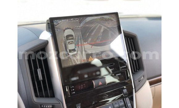 Buy Import Toyota Land Cruiser White Car in Import - Dubai in Cabo Delgado Buy Import Toyota Land Cruiser White Car in Import - Dubai in Cabo Delgado