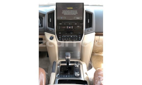 Buy Import Toyota Land Cruiser White Car in Import - Dubai in Cabo Delgado Buy Import Toyota Land Cruiser White Car in Import - Dubai in Cabo Delgado