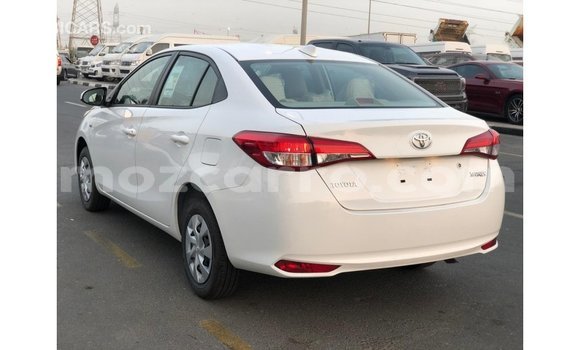 Nunua Imported Toyota Yaris Nyeupe Gari ndani ya Import - Dubai nchini Cabo Delgado Nunua Imported Toyota Yaris Nyeupe Gari ndani ya Import - Dubai nchini Cabo Delgado