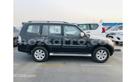 Nunua Imported Mitsubishi Pajero Nyeusi Gari ndani ya Import - Dubai nchini Cabo Delgado Nunua Imported Mitsubishi Pajero Nyeusi Gari ndani ya Import - Dubai nchini Cabo Delgado