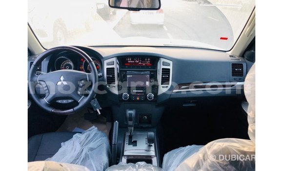 Nunua Imported Mitsubishi Pajero Nyeusi Gari ndani ya Import - Dubai nchini Cabo Delgado Nunua Imported Mitsubishi Pajero Nyeusi Gari ndani ya Import - Dubai nchini Cabo Delgado